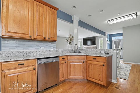 Tiny photo for 1410 Grand Pointe Boulevard, West Dundee, IL 60118 (MLS # 12689474)