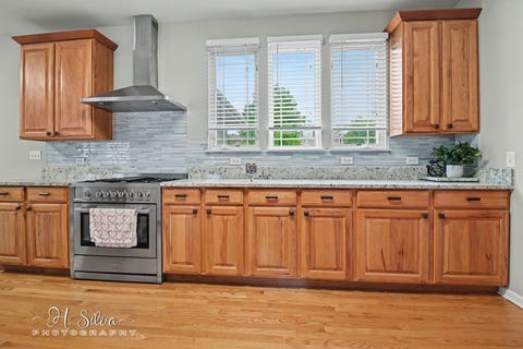 Tiny photo for 1410 Grand Pointe Boulevard, West Dundee, IL 60118 (MLS # 12689474)
