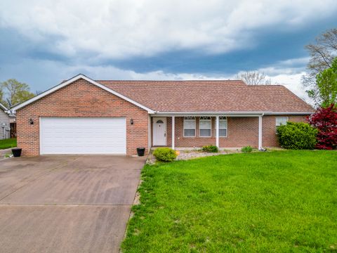 Photo of 1401 Posey Street, Marion, IL 62959 (MLS # 12611011)