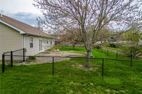 Tiny photo for 1401 Posey Street, Marion, IL 62959 (MLS # 12611011)