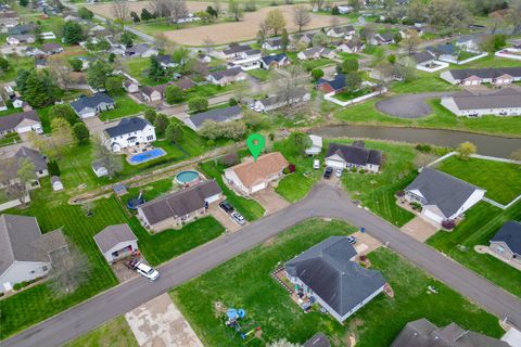 Tiny photo for 1401 Posey Street, Marion, IL 62959 (MLS # 12611011)