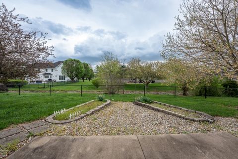 Tiny photo for 1401 Posey Street, Marion, IL 62959 (MLS # 12611011)