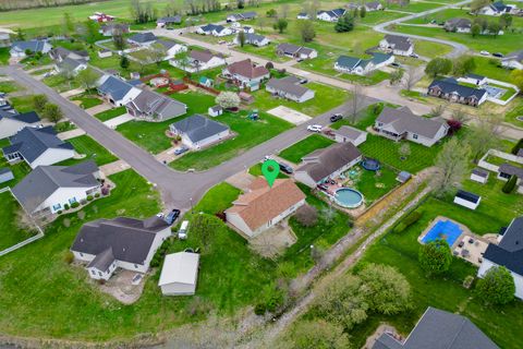 Tiny photo for 1401 Posey Street, Marion, IL 62959 (MLS # 12611011)