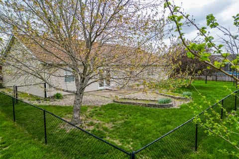 Tiny photo for 1401 Posey Street, Marion, IL 62959 (MLS # 12611011)