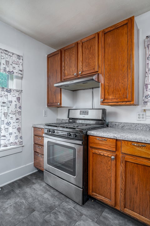Tiny photo for 2422 Western Avenue, Davenport, IA 52803 (MLS # 12725155)
