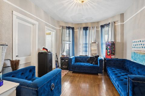 Tiny photo for 7814 S Saint LAWRENCE Avenue S, Chicago, IL 60619 (MLS # 12605750)