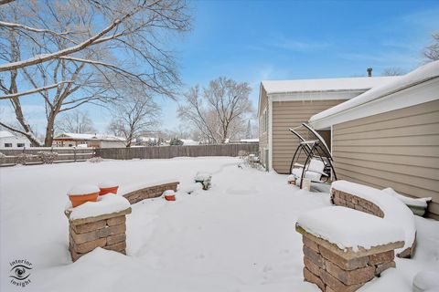 Tiny photo for 9 Cebold Drive, Montgomery, IL 60538 (MLS # 12526971)