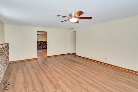 Tiny photo for 9 Cebold Drive, Montgomery, IL 60538 (MLS # 12526971)