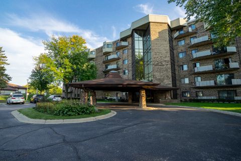 Tiny photo for 1275 E Baldwin Lane #507, Palatine, IL 60074 (MLS # 12488201)