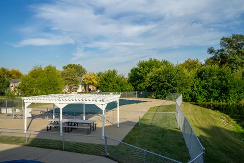 Tiny photo for 1275 E Baldwin Lane #507, Palatine, IL 60074 (MLS # 12488201)