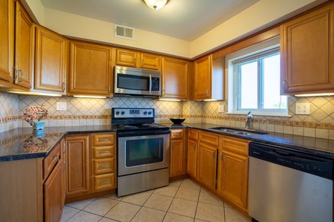 Tiny photo for 1275 E Baldwin Lane #507, Palatine, IL 60074 (MLS # 12488201)