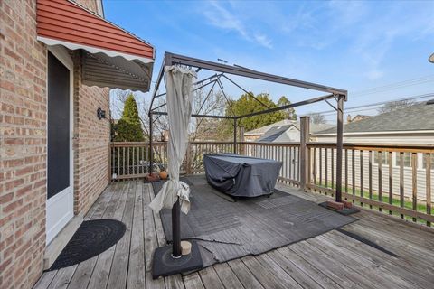 Tiny photo for 3813 N CUMBERLAND Avenue, Chicago, IL 60634 (MLS # 12599265)