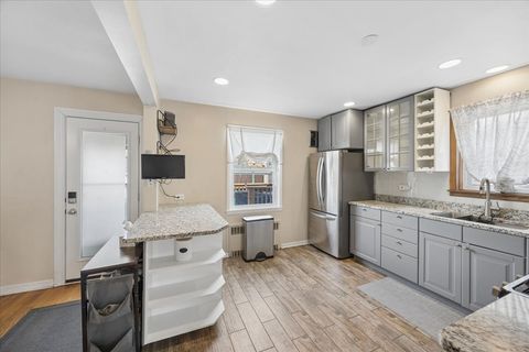 Tiny photo for 3813 N CUMBERLAND Avenue, Chicago, IL 60634 (MLS # 12599265)