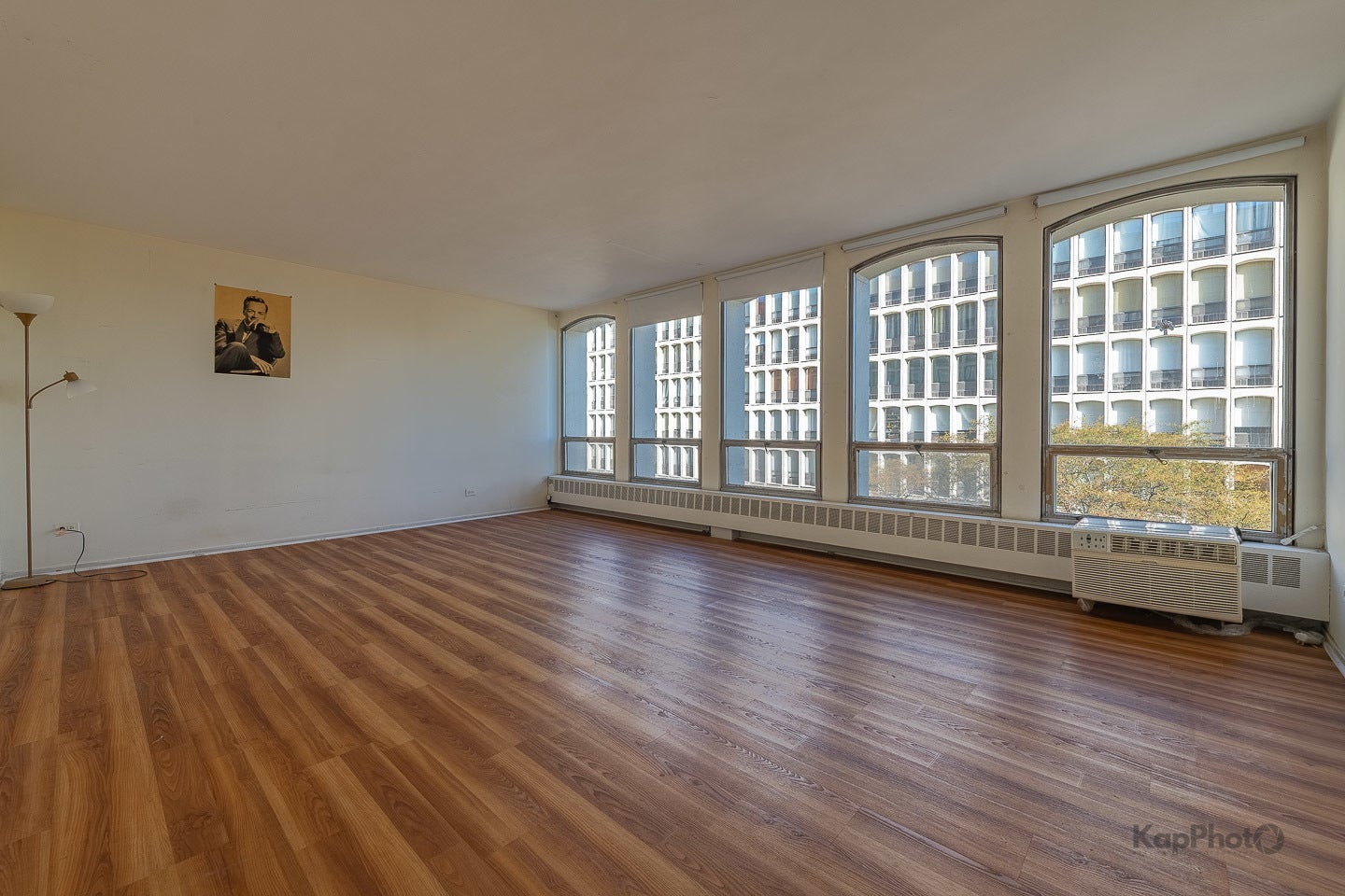 1450 E 55th Street 527S