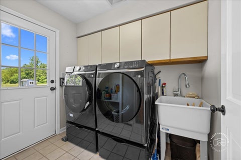 Tiny photo for 39W016 W Hilltop Drive, St. Charles, IL 60175 (MLS # 12660903)