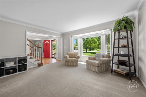 Tiny photo for 39W016 W Hilltop Drive, St. Charles, IL 60175 (MLS # 12660903)
