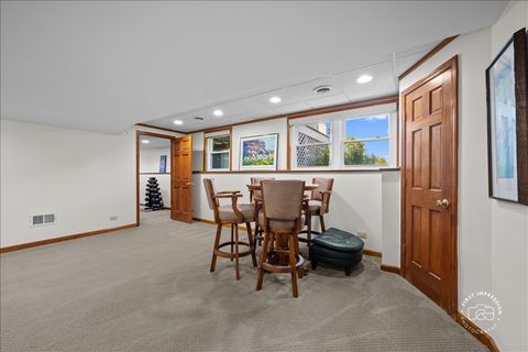 Tiny photo for 39W016 W Hilltop Drive, St. Charles, IL 60175 (MLS # 12660903)