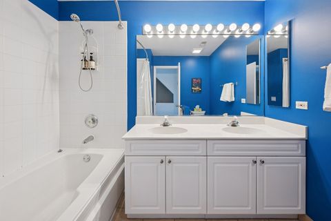 Tiny photo for 1801 W Winnemac Avenue #F, Chicago, IL 60640 (MLS # 12577411)