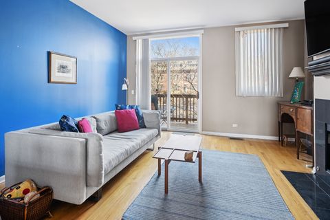 Tiny photo for 1801 W Winnemac Avenue #F, Chicago, IL 60640 (MLS # 12577411)