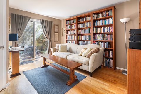 Tiny photo for 1801 W Winnemac Avenue #F, Chicago, IL 60640 (MLS # 12577411)