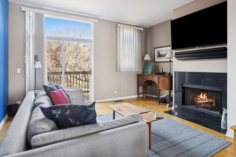 Tiny photo for 1801 W Winnemac Avenue #F, Chicago, IL 60640 (MLS # 12577411)