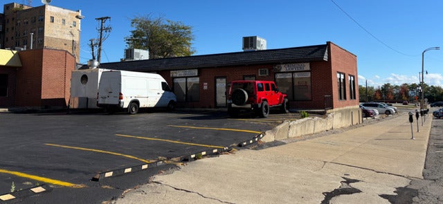 Photo 1 of 2 — 31 S County Street, Waukegan, IL 60085
