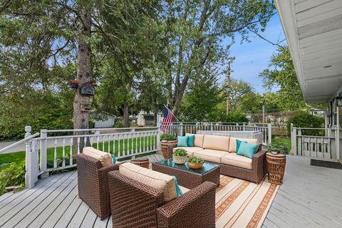 Tiny photo for 18124 W Avon Court, Grayslake, IL 60030 (MLS # 12476624)