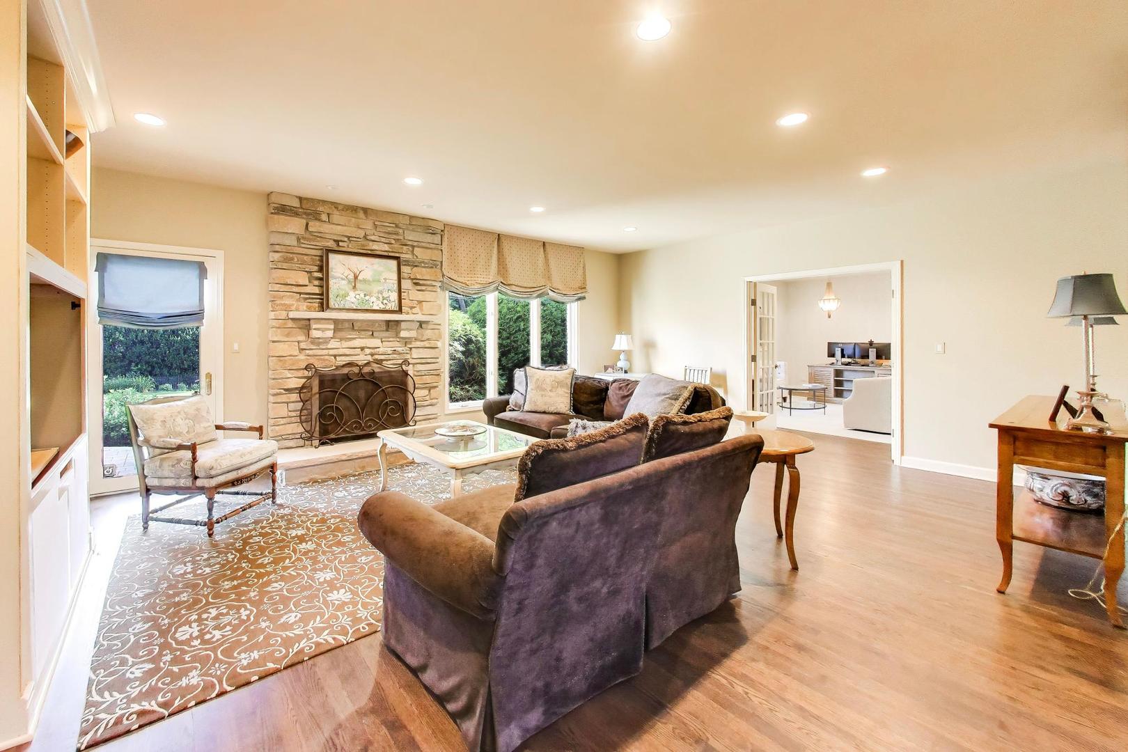 2136 Brentwood Road