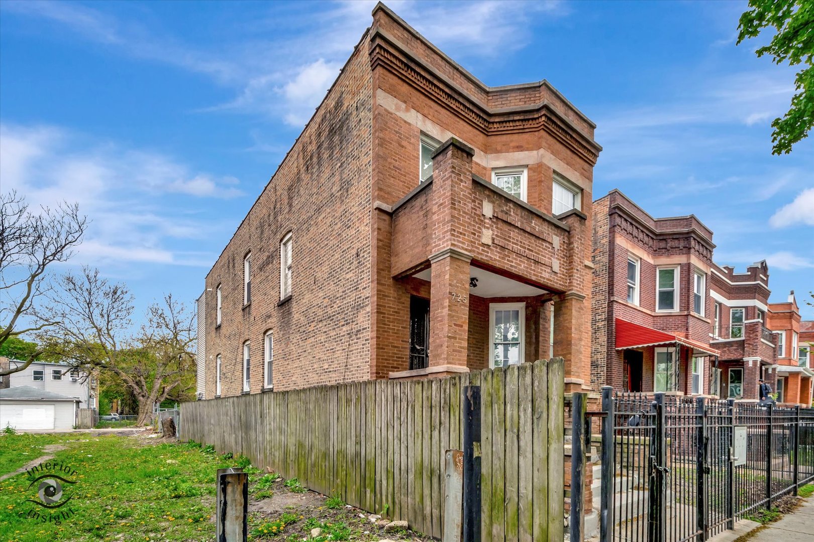 725 N Trumbull Avenue