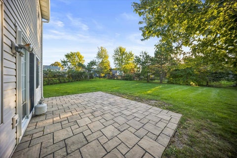 Tiny photo for 18073 W Stockton Court, Gurnee, IL 60031 (MLS # 12779013)