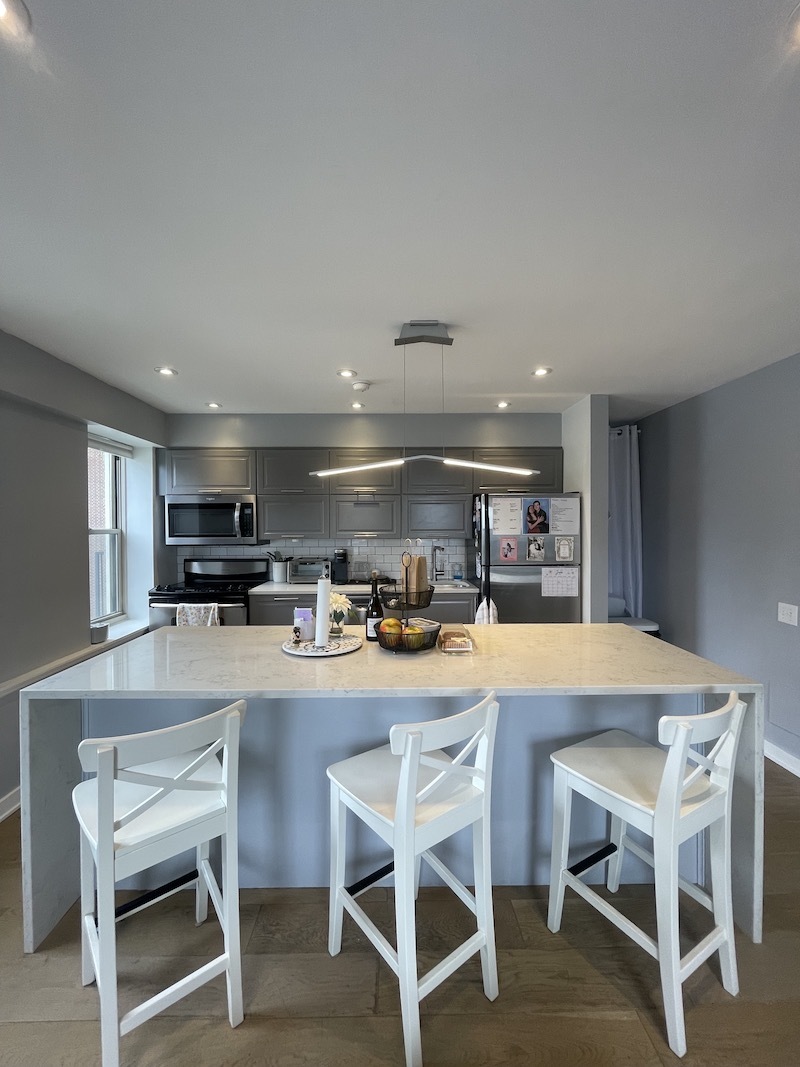 40 E 9th Street 1712