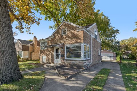 Tiny photo for 8846 Austin Avenue, Morton Grove, IL 60053 (MLS # 12578650)
