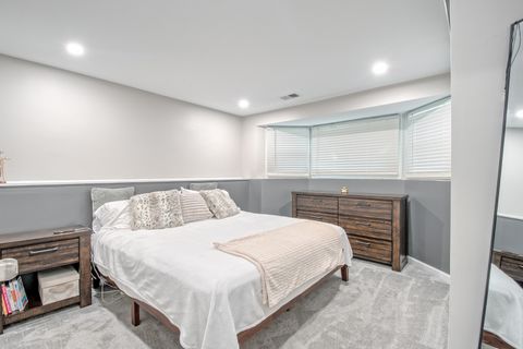 Tiny photo for 220 Falcon Ridge Way, Bolingbrook, IL 60440 (MLS # 12476905)