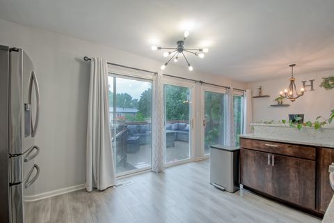 Tiny photo for 220 Falcon Ridge Way, Bolingbrook, IL 60440 (MLS # 12476905)