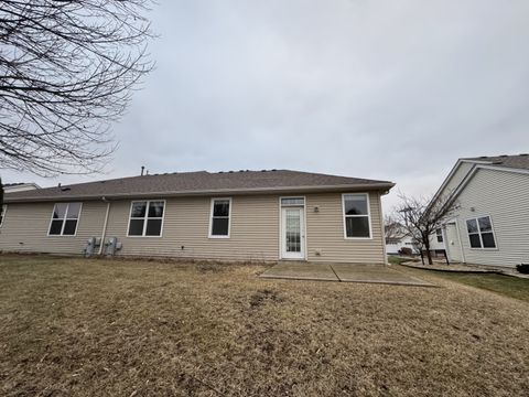 Tiny photo for Oswego, IL 60543 (MLS # 12537215)