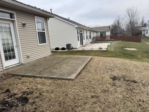 Tiny photo for Oswego, IL 60543 (MLS # 12537215)