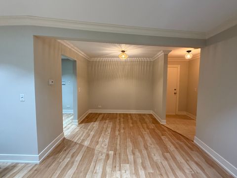 Tiny photo for 531 Carlysle Drive #9, Clarendon Hills, IL 60514 (MLS # 12493872)