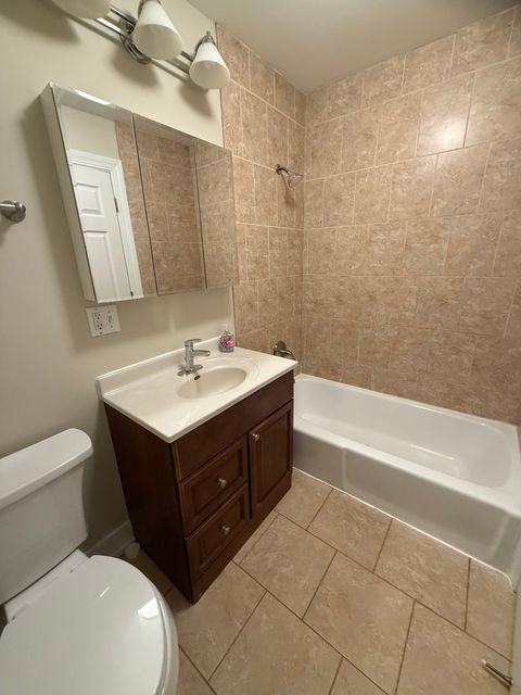 Tiny photo for 531 Carlysle Drive #9, Clarendon Hills, IL 60514 (MLS # 12493872)