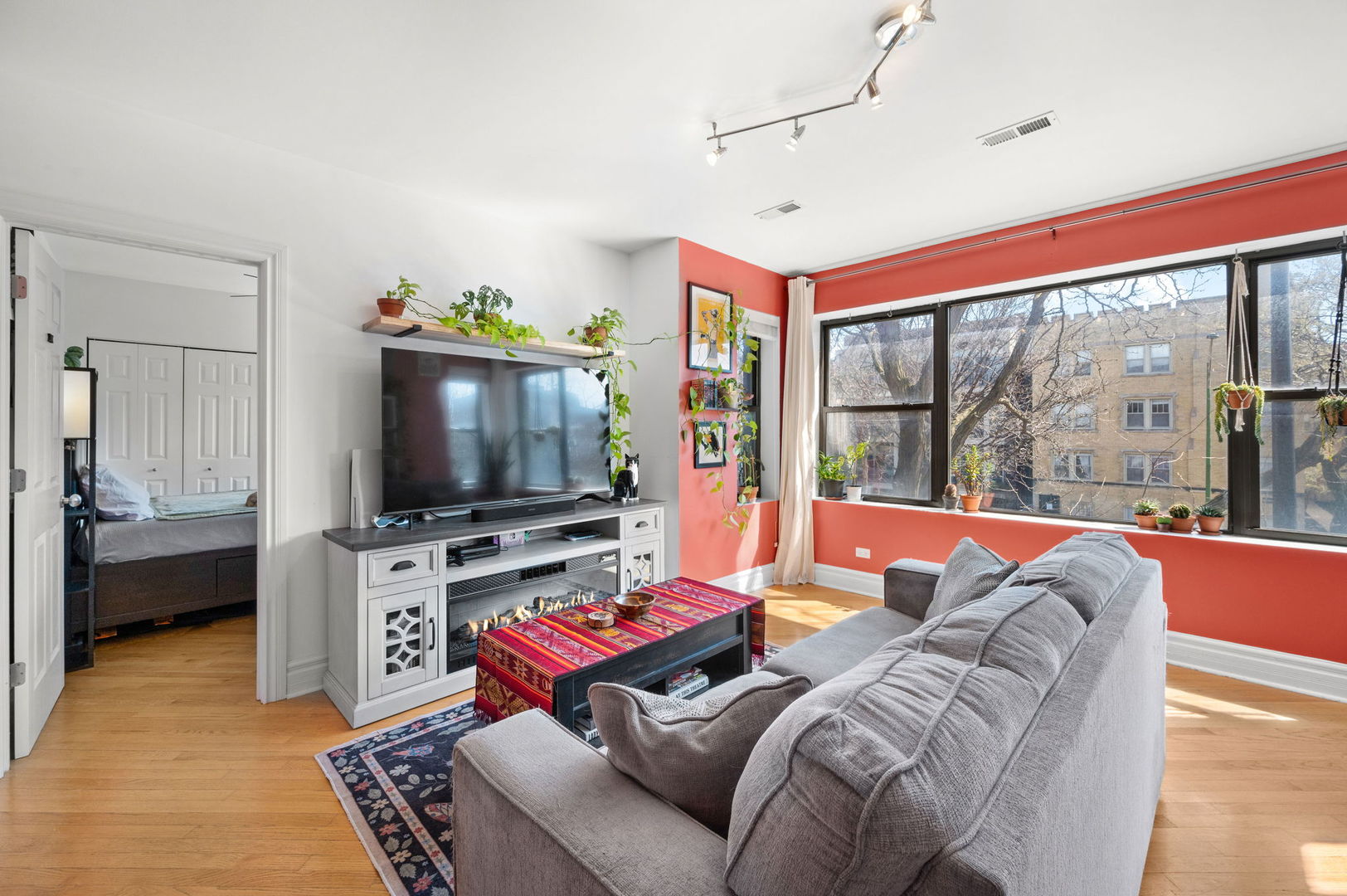 4838 N Ashland Avenue 2E