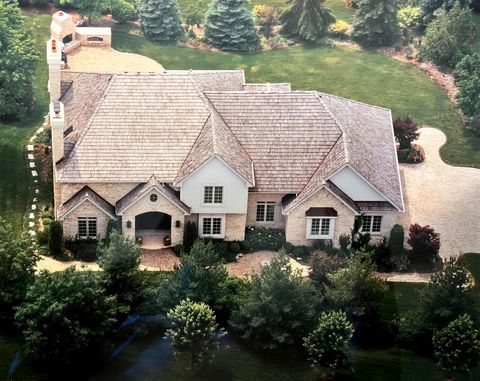Photo of 610 Grant Court, Burr Ridge, IL 60527 (MLS # 12702919)