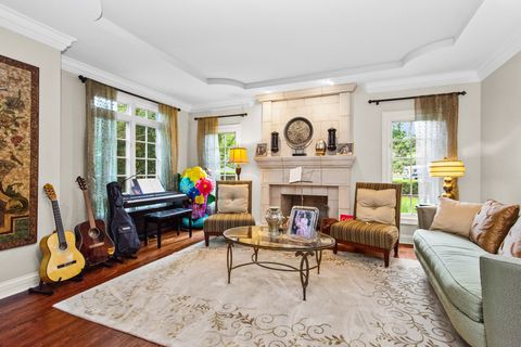 Tiny photo for 610 Grant Court, Burr Ridge, IL 60527 (MLS # 12702919)