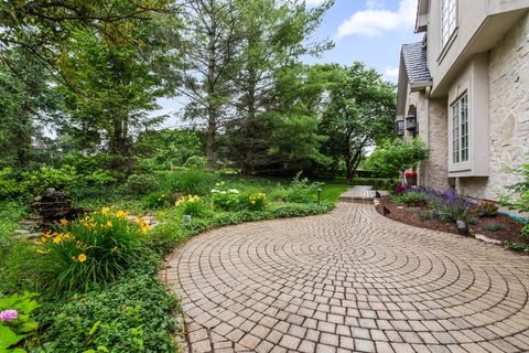 Tiny photo for 610 Grant Court, Burr Ridge, IL 60527 (MLS # 12702919)