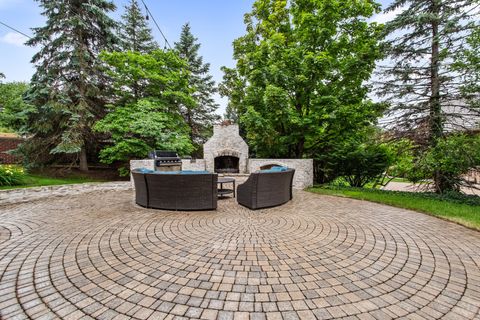 Tiny photo for 610 Grant Court, Burr Ridge, IL 60527 (MLS # 12702919)