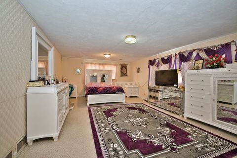 Tiny photo for 4454 Concord Lane, Skokie, IL 60076 (MLS # 12401915)