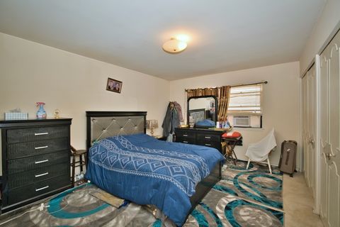 Tiny photo for 4454 Concord Lane, Skokie, IL 60076 (MLS # 12401915)