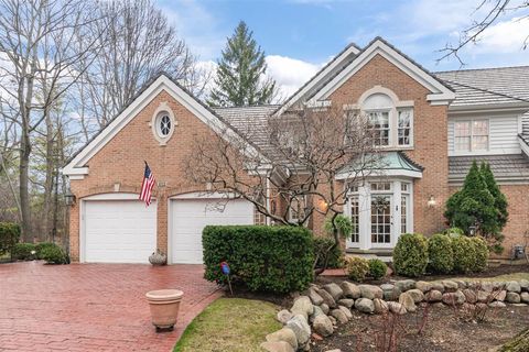 Tiny photo for 852 Gloucester Crossing, Lake Forest, IL 60045 (MLS # 12634185)