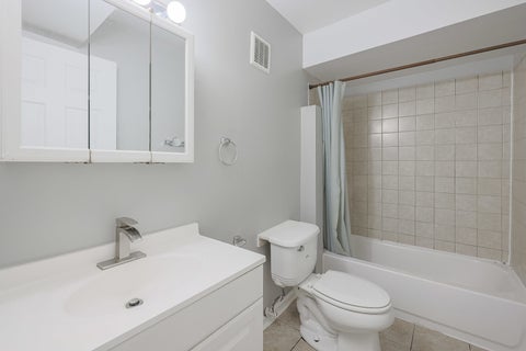 Tiny photo for 625 Derry Court #1A, Schaumburg, IL 60193 (MLS # 12771991)