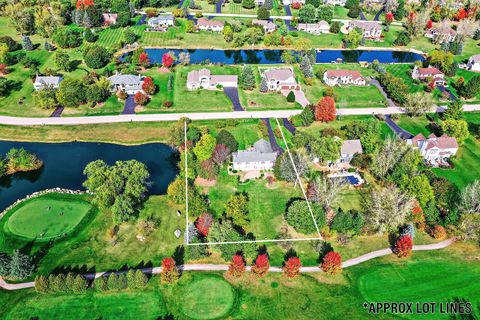 Tiny photo for 2215 Crystal Circle, Crystal Lake, IL 60012 (MLS # 12486289)