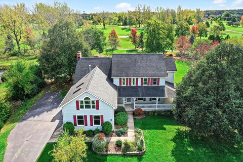 Tiny photo for 2215 Crystal Circle, Crystal Lake, IL 60012 (MLS # 12486289)