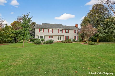 Tiny photo for 2215 Crystal Circle, Crystal Lake, IL 60012 (MLS # 12486289)